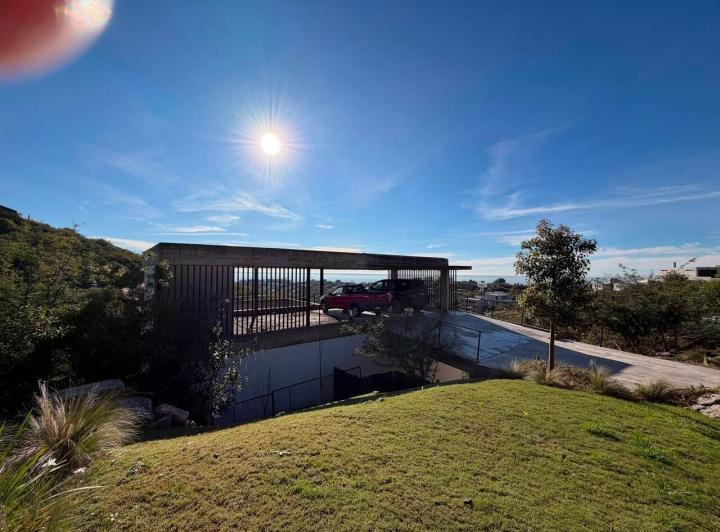 Casa en alquiler en La Deseada Country · 6 ambientes