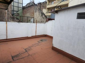 PH · 54m² · 3 Ambientes · PH Venta Pque Patricios S Exp Terraza Refaccionar