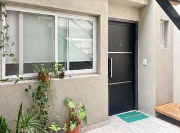 PH · 45m² · 3 Ambientes · Departamento 3 Ambientes Apto Profesional / Vivienda en La Lucila | 2 Baños | Balcón Al Frente