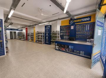 Local comercial · 160m² · Alquiler Hermoso Local en Congreso