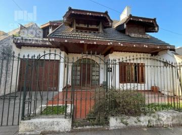 Casa · 245m² · 4 Ambientes · 3 Cocheras · Casa en Escobar