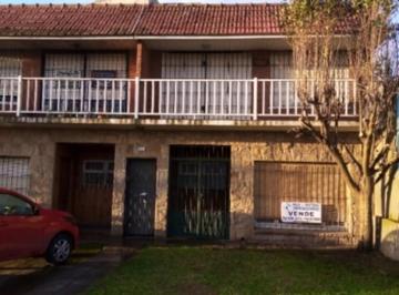 PH · 70m² · 3 Ambientes · PH en Planta Baja, Sin Expensas - Punta Mogotes