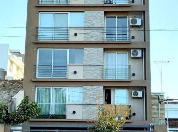 Departamento de 2 ambientes, Morón · Departamento 2 Ambientes con Cochera en Castelar