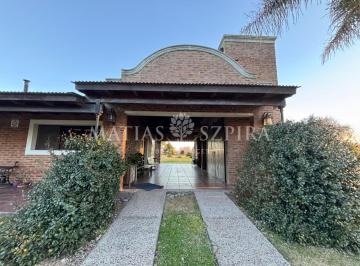 Campo · 240m² · 3 Ambientes · 2 Cocheras · Chacra en San Andres de Giles
