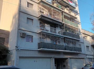 Departamento de 3 ambientes, Flores · Vendo Departamento 3 Ambientes con Opcion a Una Cochera Fija