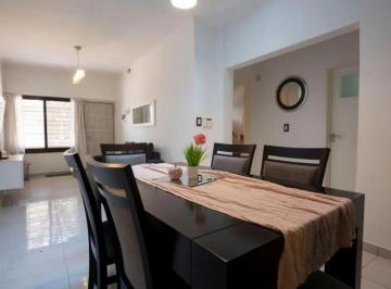 Casa · 140m² · 4 Ambientes · 1 Cochera · Venta Casa 4 Amb C/cochera, Patio y Terraza Haedo