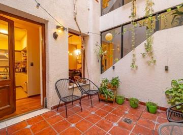 Casa · 154m² · 4 Ambientes · 1 Cochera · Venta Casa Caballito Cochera Parrilla y Terraza