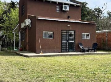 Casa · 83m² · 3 Ambientes · 1 Cochera · Casa en Venta, en El Barrio El Rincón
