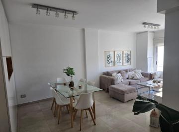 Departamento · 62m² · 3 Ambientes · Dpto 3 Amb Refaccionado en Flores con Balcon