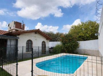 Casa de 8 ambientes, Ciudad de Mendoza · Casa en Venta en Ciudad de Mendoza.