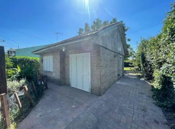 Casa · 300m² · 3 Ambientes · 1 Cochera · Casa en El Jagüel, Saavedra 4361
