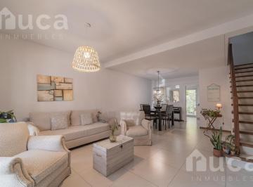 PH · 137m² · 4 Ambientes · 1 Cochera · Casa en Venta 4 Ambientes con Jardín y Cochera. Condominio en Tigre. Apto Crédito