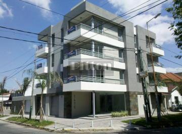 Departamento · 45m² · 2 Ambientes · 1 Cochera · Departamento en Banfield Este