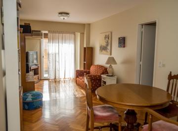 Departamento · 84m² · 4 Ambientes · Caballito Venta 4 Amb Balcon. Luminoso y Silencios