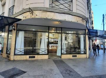 Local comercial , San Nicolás · Local Comercial 120 m² en Esquina – Gran Visibilidad – Apto Gastronomía