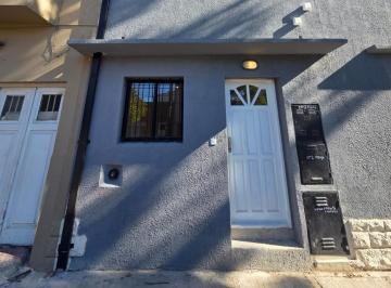 PH · 50m² · 2 Ambientes · PH 2 Amb Planta Baja a La Calle. San Jose