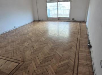 Departamento · 56m² · 2 Ambientes · Departamento - Flores