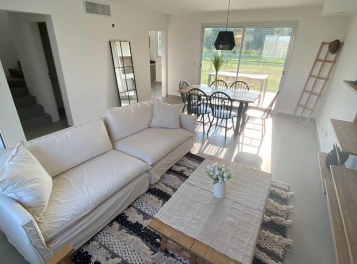 Casa · 118m² · 4 Ambientes · 1 Cochera