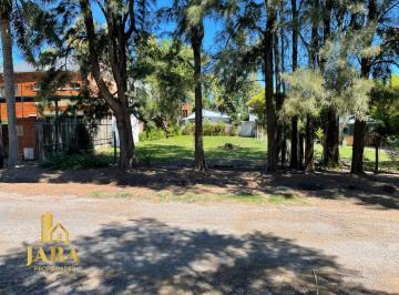 Terreno · 420m² · Terreno en Venta Barrio Privado - El Carmencito