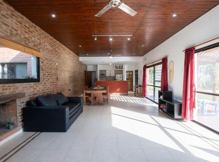 Casa · 120m² · 6 Ambientes
