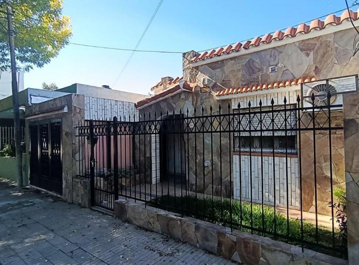 Casa · 160m² · 4 Ambientes