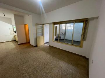 PH de 2 ambientes, Velez Sarsfield · 2 Amb Grandes con Patio y Lavadero Primer Piso por Escalera Sin Expensas. Juan B Justo y Segururola