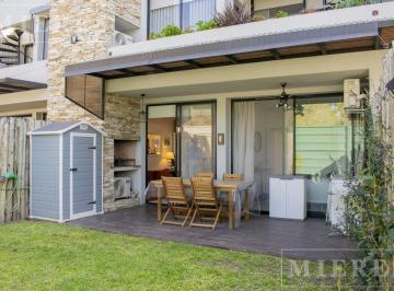 Departamento · 52m² · 3 Ambientes · 1 Cochera · Departamento de Tres Ambientes en Venta en Green Land