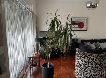 Casa · 308m² · 5 Ambientes · 2 Cocheras · Excelente Casa de 5 Ambientes con Fondo y Quincho en Venta Quilmes