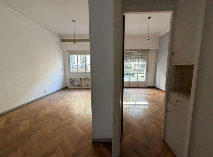 Venta | Monserrat | 3 Ambientes | Balcón Al Frente