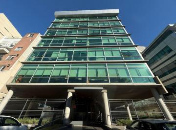 Oficina comercial · 334m² · 7 Cocheras · Oficina en Alquiler en Olivos