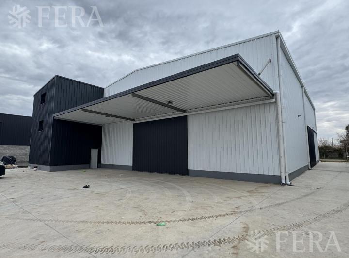 Bodega-Galpón · 690m²