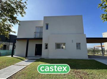 Casa · 170m² · 5 Ambientes · 3 Cocheras · Casa en Venta, Barrio El Cantón Golf, Escobar