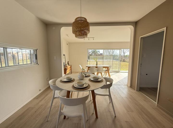 Casa · 89m² · 4 Ambientes · 2 Cocheras