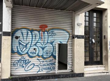 Local comercial · 36m² · 2 Ambientes · Venta Local en Av Mitre 1400 - Esquina con Olavarría, Alta Visibilidad