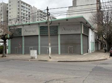 Local comercial · 180m² · Alquiler Importante Local Comercial en Calle Muñoz Esquina Las Heras - San Miguel
