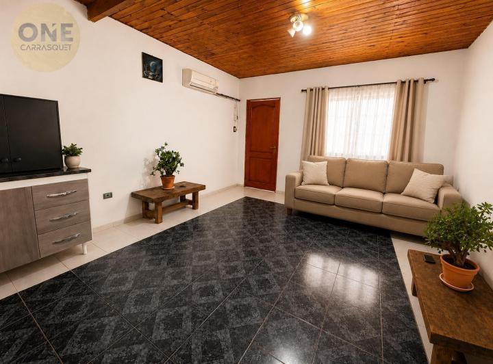 Casa · 114m² · 4 Ambientes · 1 Cochera