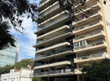 Oficina comercial · 318m² · 2 Cocheras · Oficina en Venta Planta Completa Vistas 360! 2 Cocheras. Seguridad