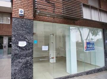 Foto · Local Comercial en Alquiler.
