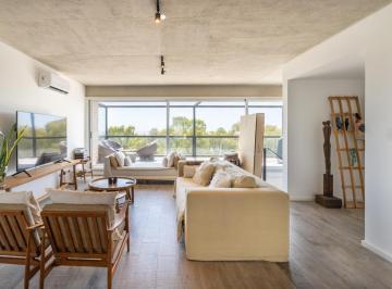 Departamento · 176m² · 4 Ambientes · 2 Cocheras · Penthouse en Domus 2222