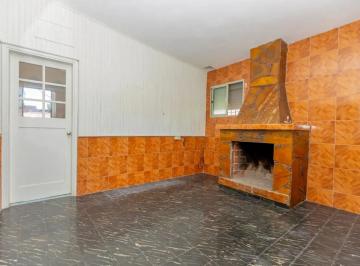 Casa · 95m² · 3 Ambientes · 1 Cochera · Alquiler Casa 2 Dorm. con Cochera, en Pando