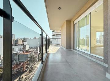 Departamento · 123m² · 4 Ambientes · 1 Cochera · Italia 2003 en Abasto