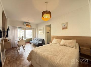 Departamento · 27m² · 1 Ambiente · Ambiente a La Calle con Balcón - Paseo Aldrey