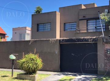 Casa · 189m² · 5 Ambientes · 2 Cocheras · Venta Y/o Alquiler Los Cedros Quilmes O.