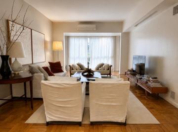 Departamento · 180m² · 5 Ambientes · Semipiso en Excelente Estado, en La Mejor Ubicación de Recoleta – Av Alvear y Parera - Piso Alto