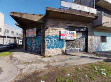 Bodega-Galpón · 183m² · Galpón con Vivienda