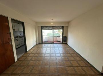 Departamento · 44m² · 2 Ambientes · 1 Cochera · En Venta o Alquiler 2 Ambientes Cochera Descubierta