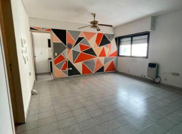 Departamento de 1 ambiente, Morón · Monoambiente en Alquiler en Excelente Ubicación del Centro de Morón.