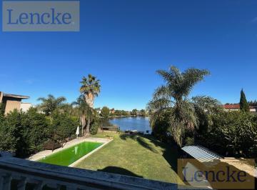 Casa · 450m² · 7 Ambientes · 7 Cocheras · Casa a La Laguna con Vistas Unicas, 4 Dorm., Pileta, Gran Parque