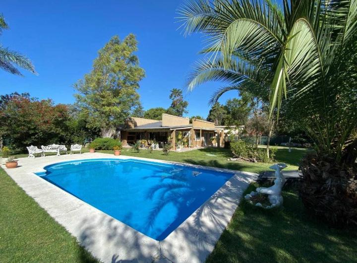 Quinta vacacional · 203m² · 4 Ambientes · 2 Cocheras