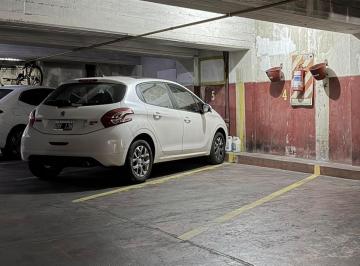 Garage · 3m² · Venta Guardacoche - Fija y Cubierta | Barrio Norte | Excelente Ubicación
